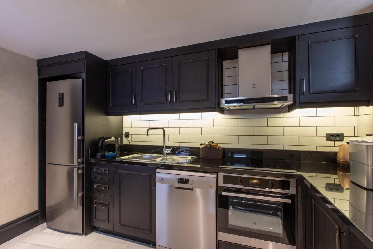 Ajwa Sultanahmet - Preferred Hotels Lvx Collection Stambuł Zewnętrze zdjęcie A kitchen in a student flat at the University of Sheffield